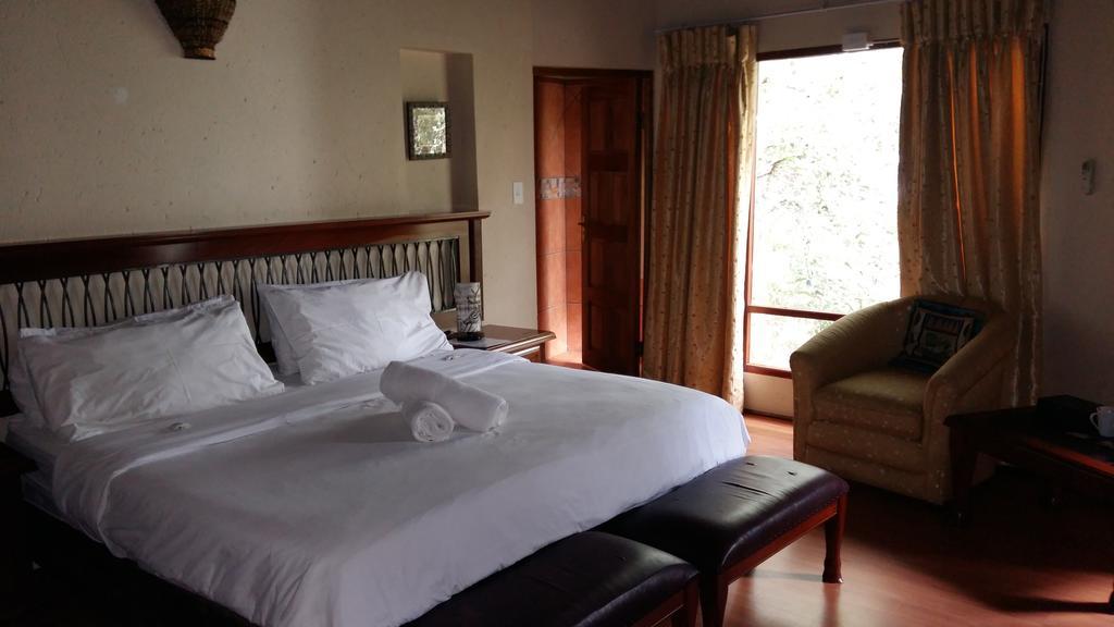 La Montagne Guest Lodge Hartbeespoort Exteriör bild