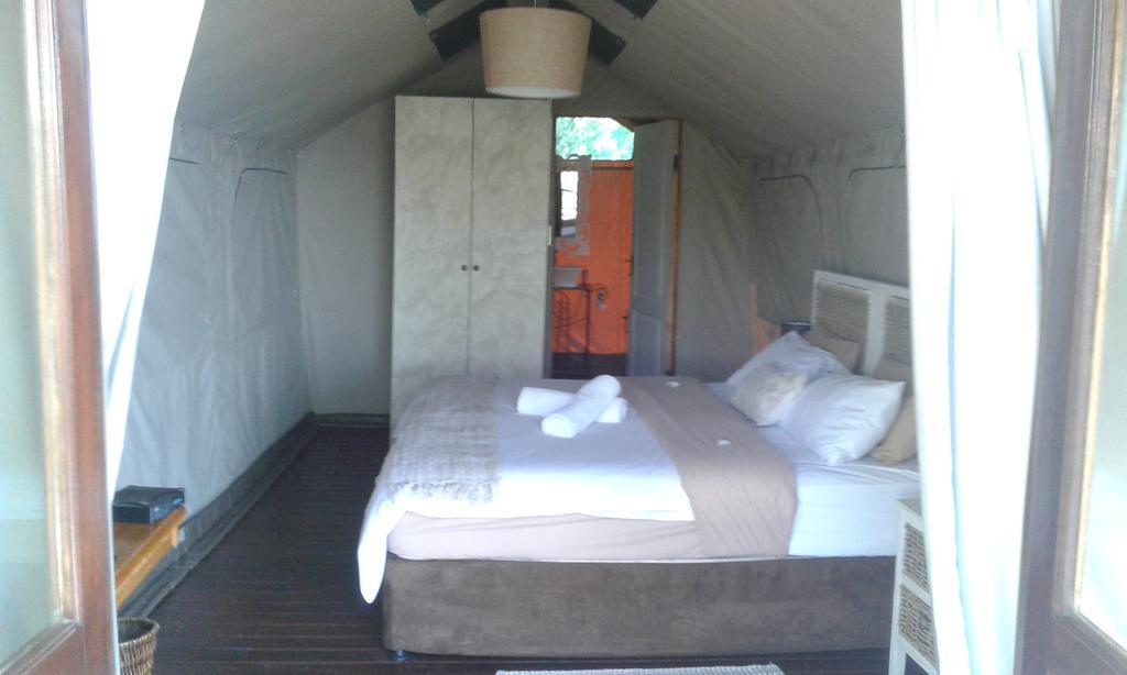 La Montagne Guest Lodge Hartbeespoort Exteriör bild