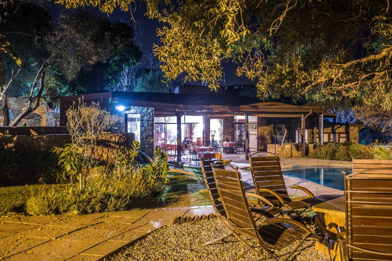 La Montagne Guest Lodge Hartbeespoort Exteriör bild